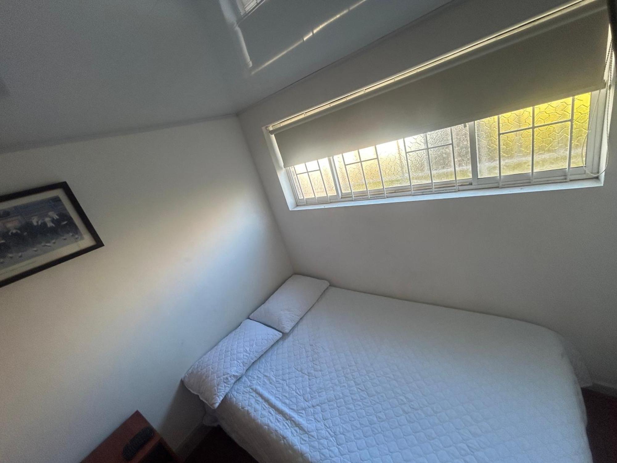Familiar Cerca Al Aeropuerto Apartment Bogotá